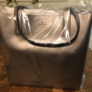 Kate Spade Arch Reversible tote & pouch